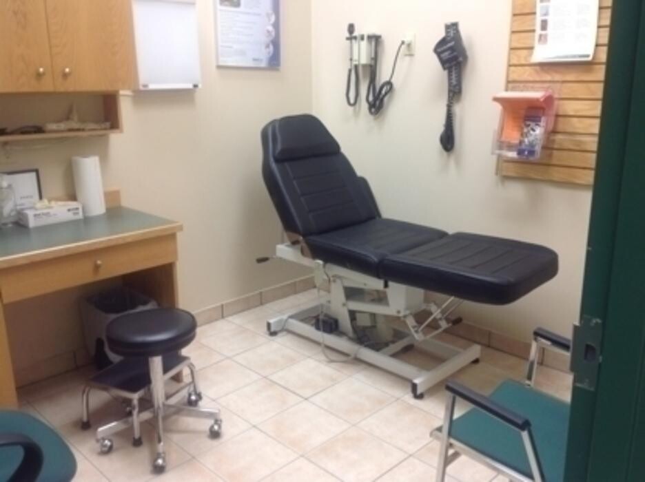 Images Walking Mobility Clinic (North York)
