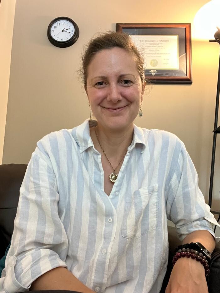 Images Dr. Elizabeth Orr