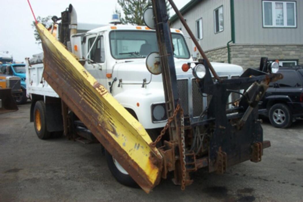 Images Capital Truck Sales
