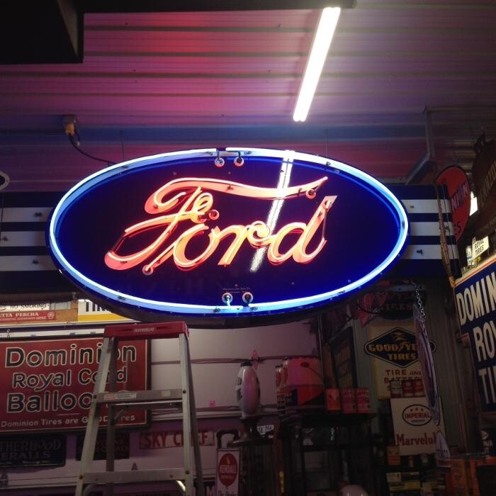 Images The Neon Shop