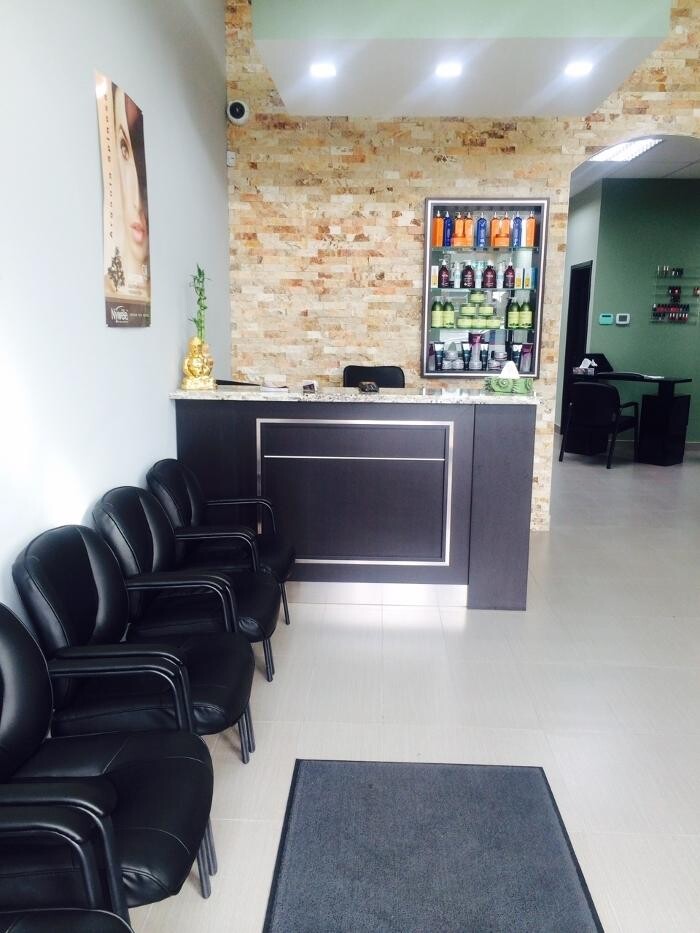 Images Kreative Kuts Salon & Spa
