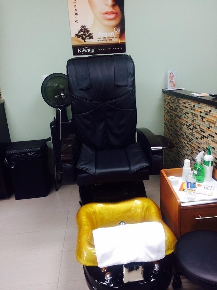 Images Kreative Kuts Salon & Spa