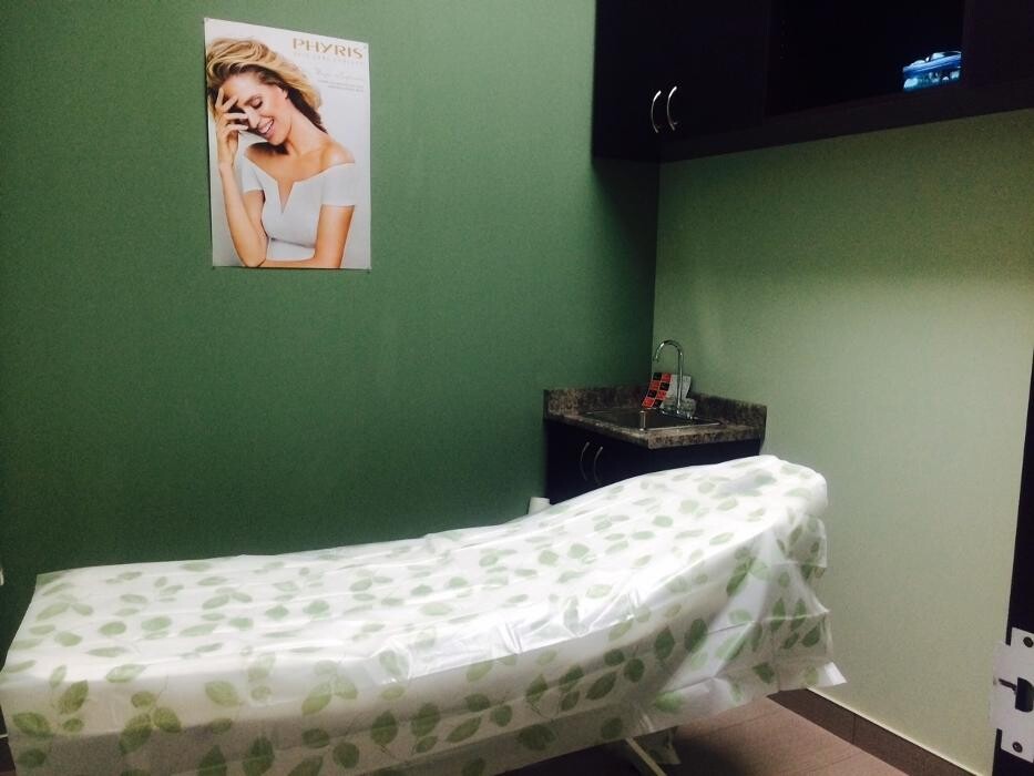 Images Kreative Kuts Salon & Spa