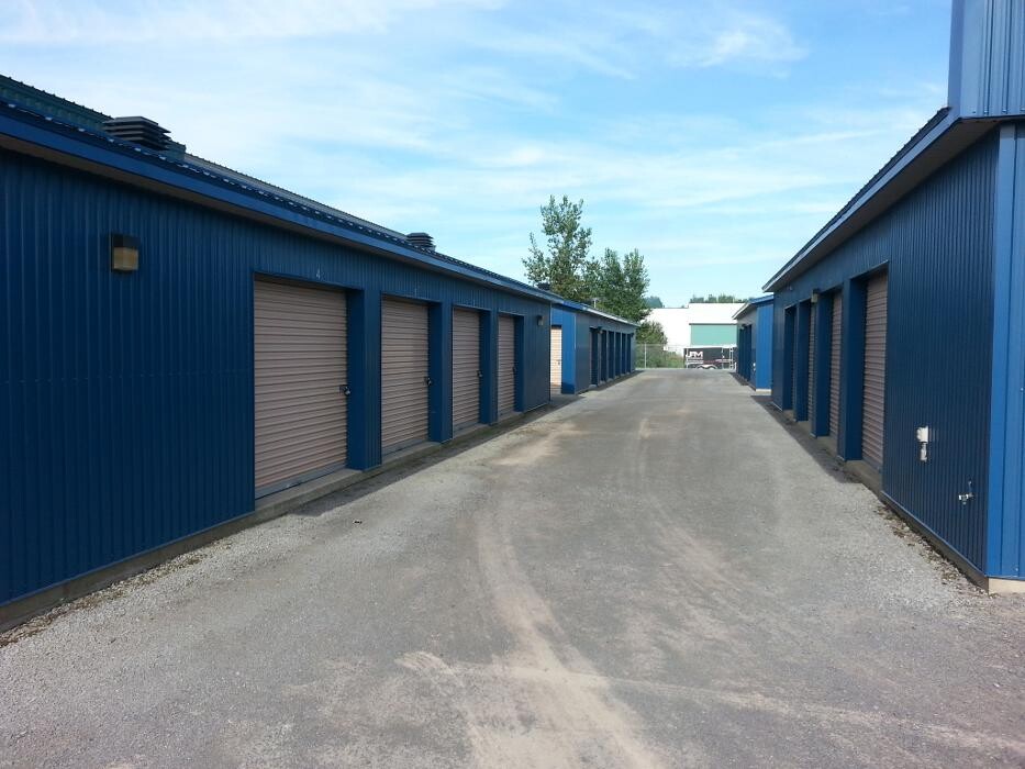 Images Mini-Entrepôts Berthier Inc