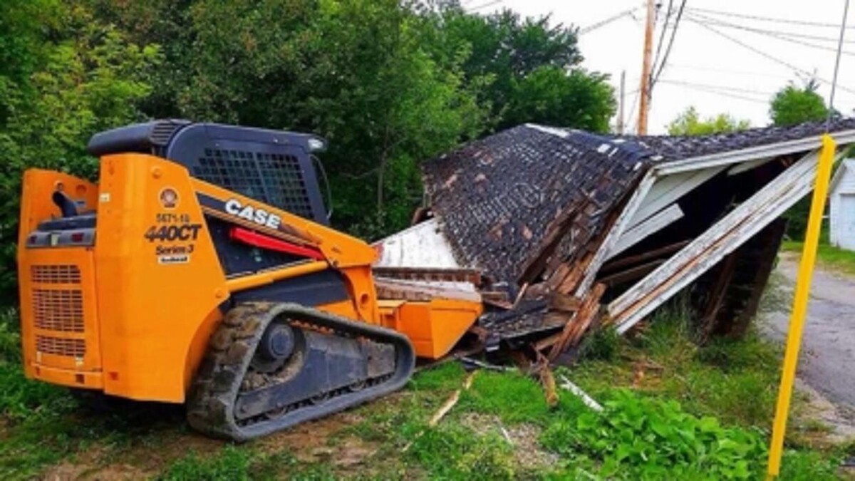 Images Regina Dumping and Hauling