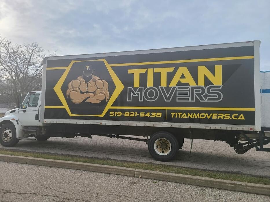 Images Titan Movers