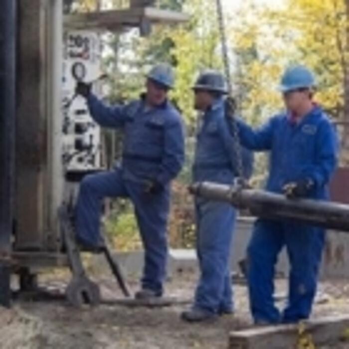 Images J R Drilling Central Limited Partnership