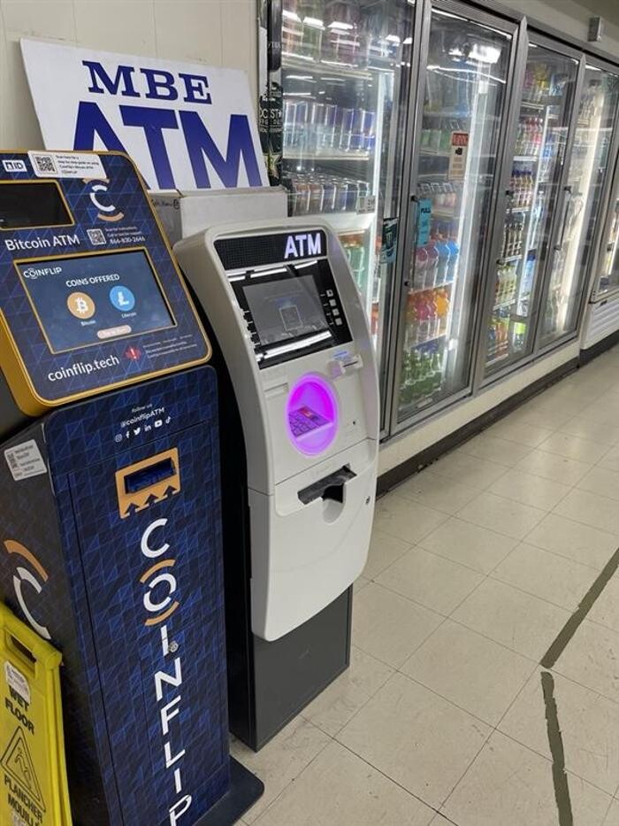 Images CoinFlip Bitcoin ATM - Roxy Market Convenience Store (Mississauga)
