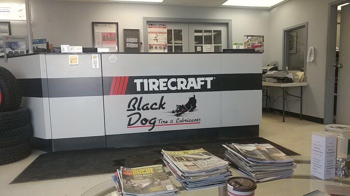 Images Black Dog Tirecraft Kingston