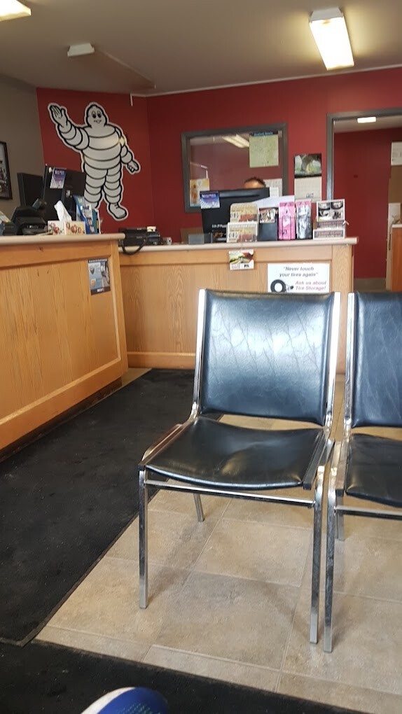 Images Honeywood Tirecraft Stratford