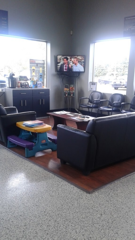 Images M&J Tirecraft Tillsonburg