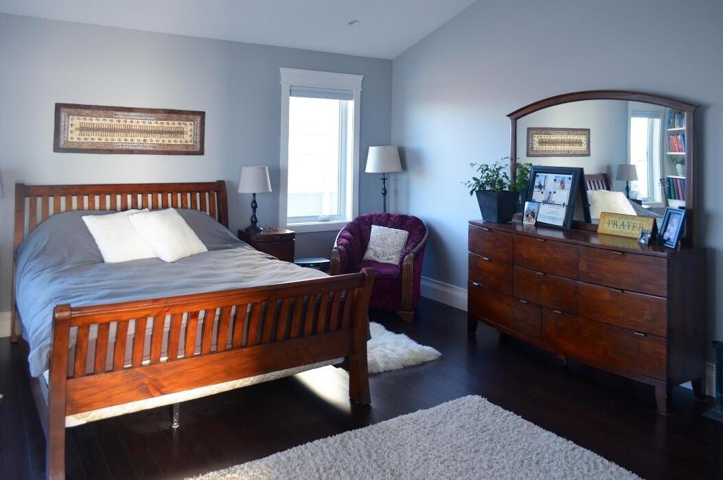 Images Guenther Homes & Development Ltd