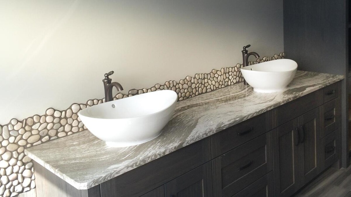 Images Guenther Homes & Development Ltd