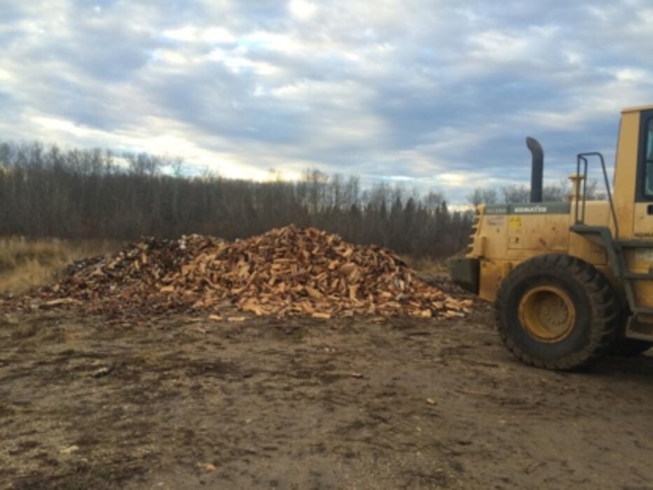 Images Riehl Lumber & Logging Inc