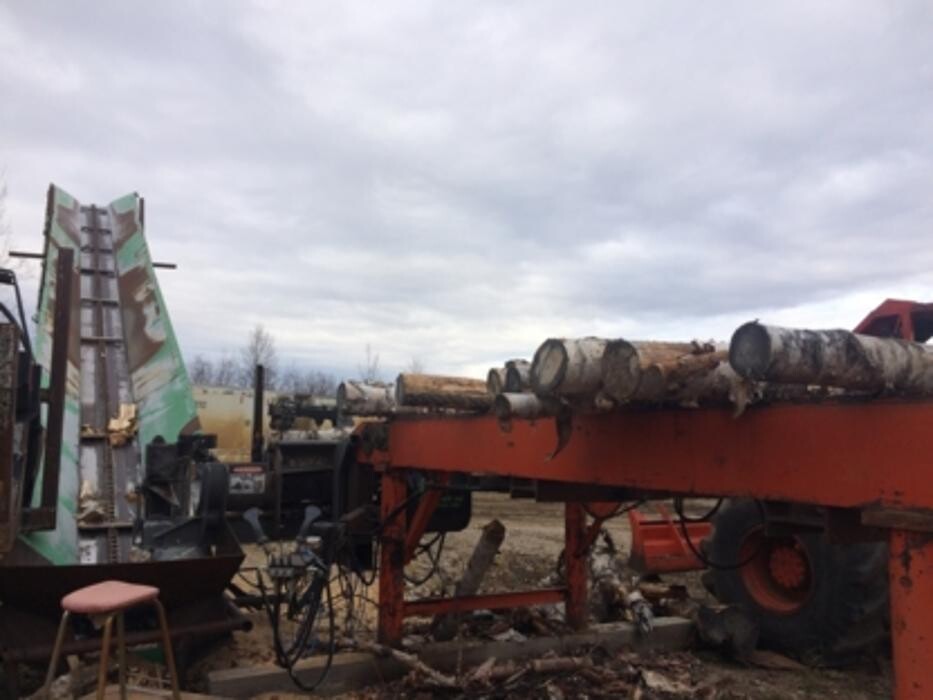 Images Riehl Lumber & Logging Inc