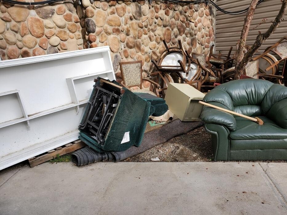Images Outta Site Trash Removal Inc