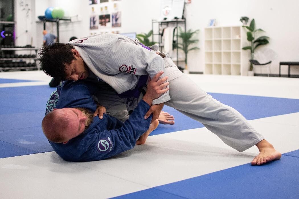 Images Ground X Jiu Jitsu