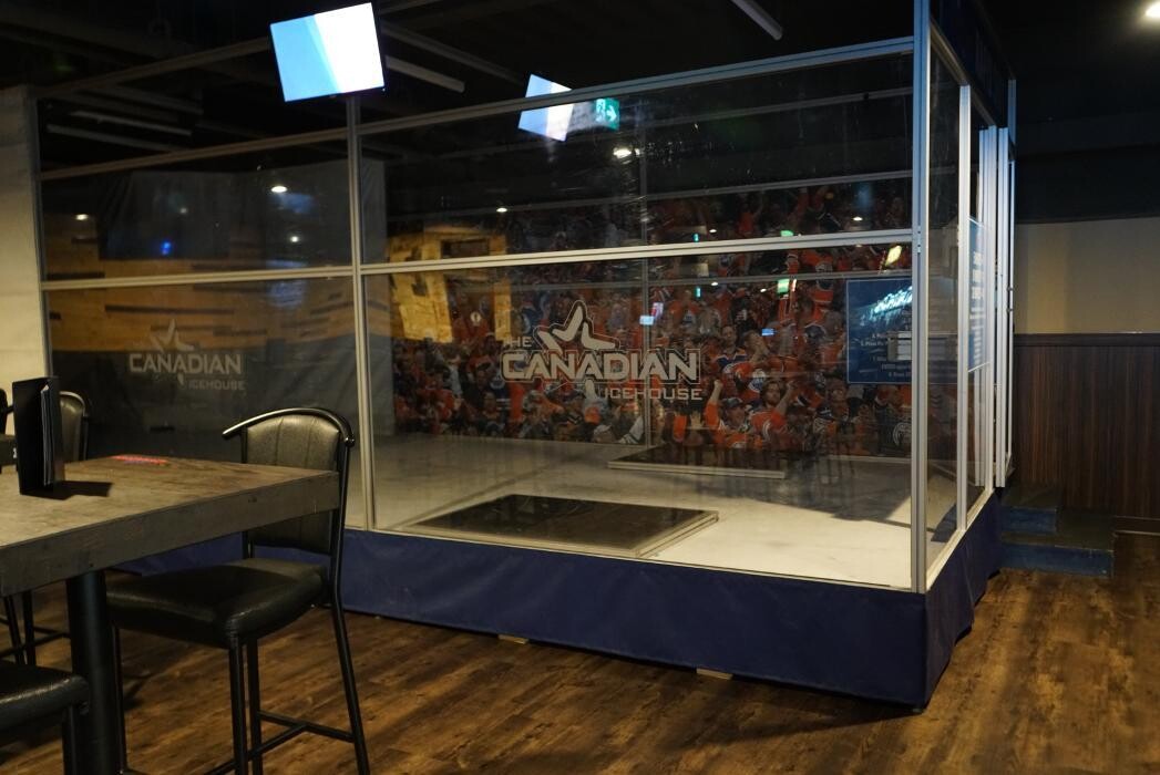 Images The Canadian Icehouse