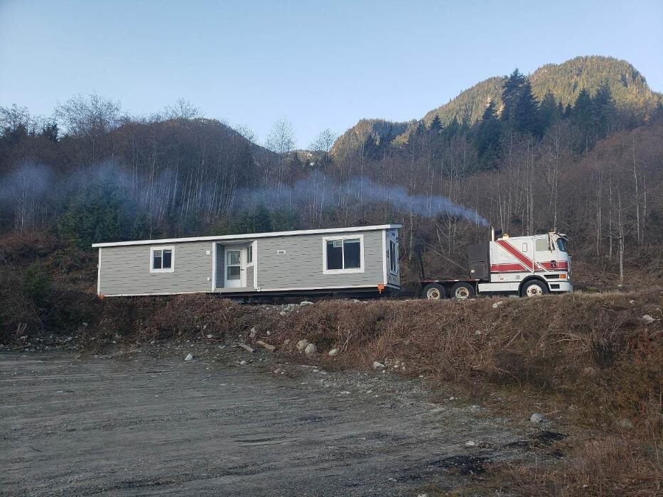 Images 3 Sisters Transport