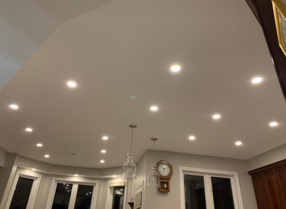 Images Royal Oaks Electric Inc.