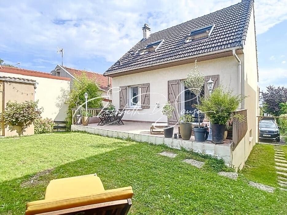 Images CLYC Services Inc