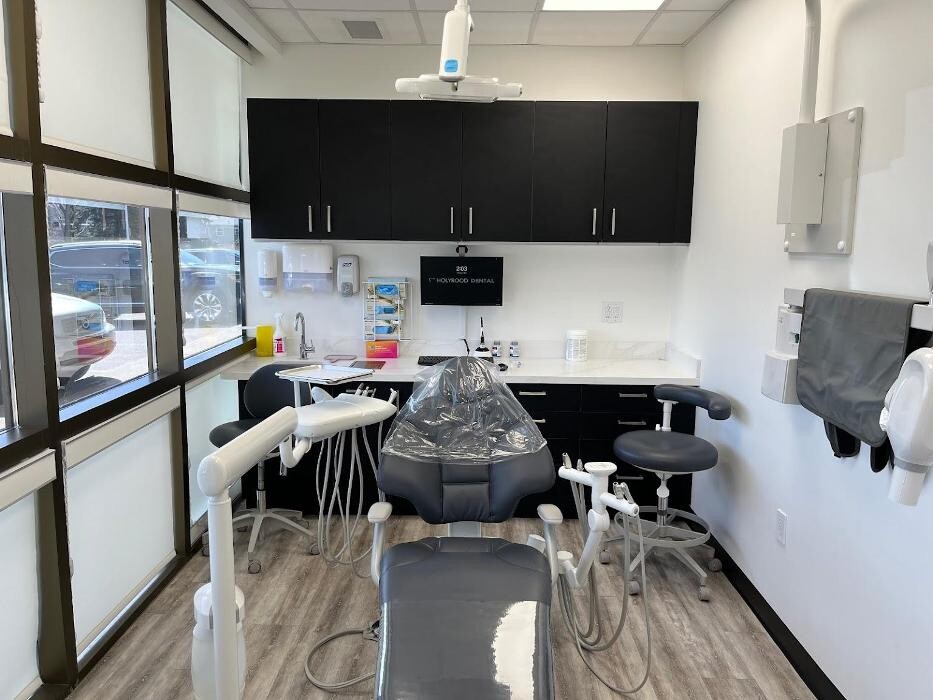 Images Holyrood Dental