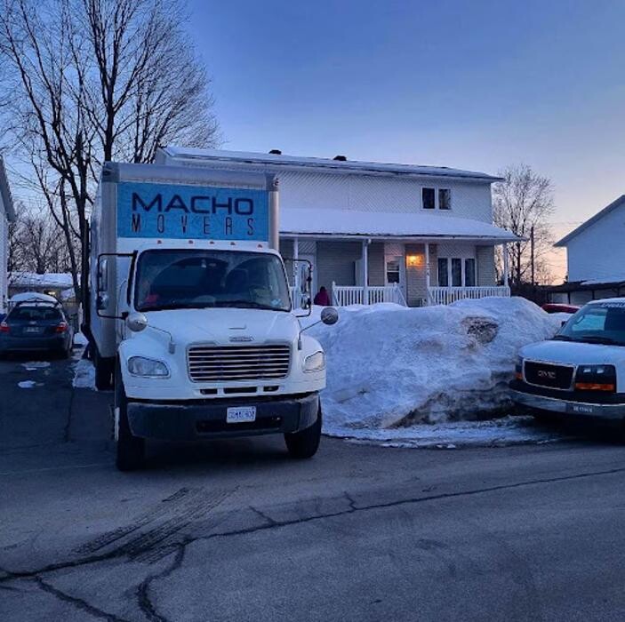 Images Macho Movers Inc