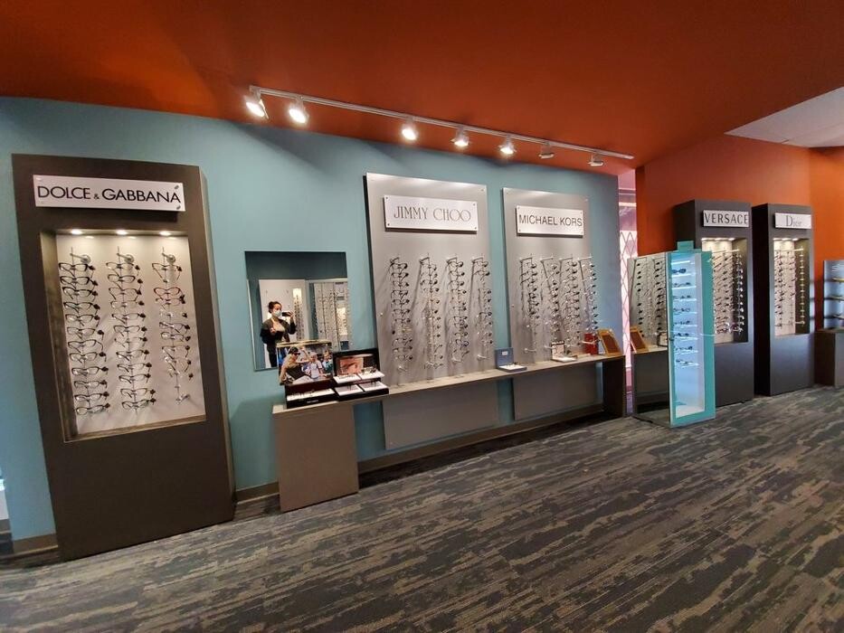 Images Optiks International - Maple Ridge - Westgate