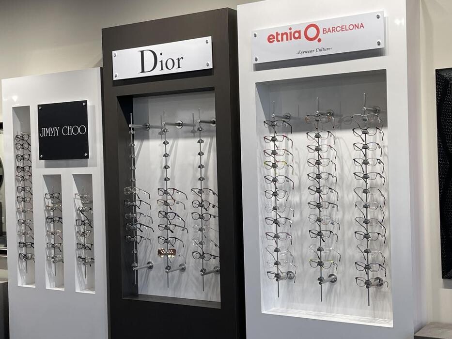 Images Optiks International - Lloydminster - 44 Street