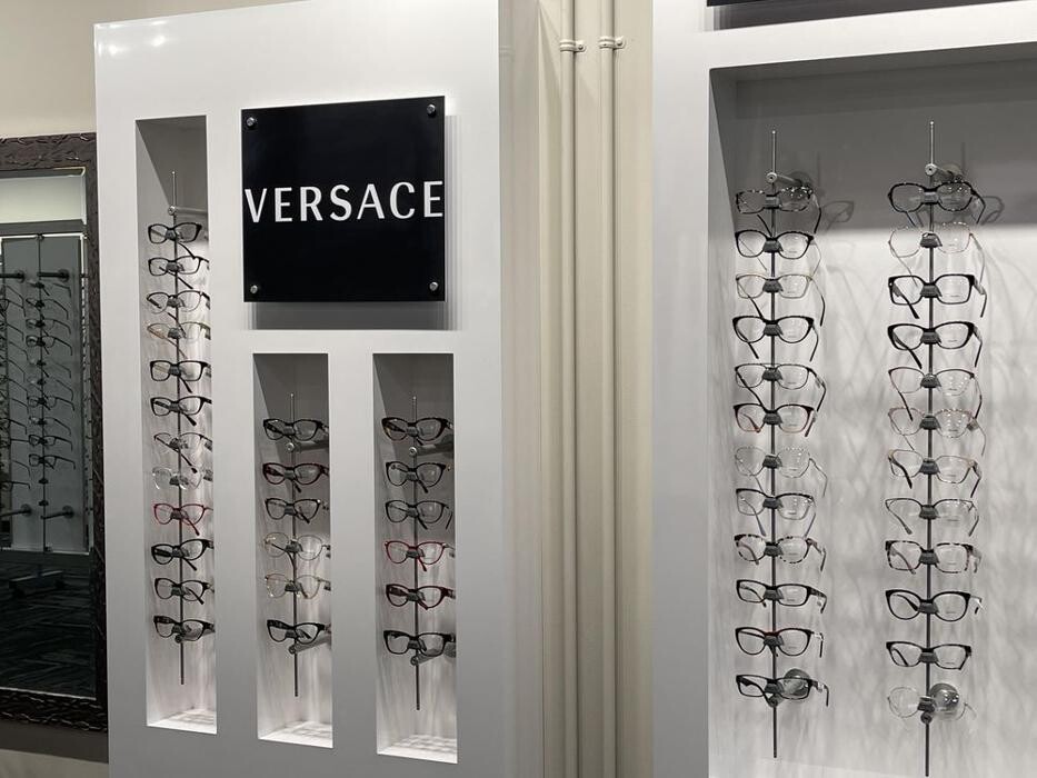 Images Optiks International - Lloydminster - 44 Street