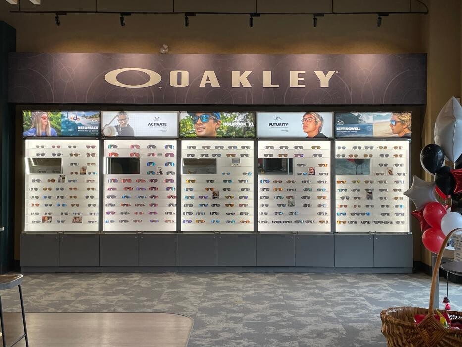Images Optiks International - Fort McMurray - Eagle Ridge Commons
