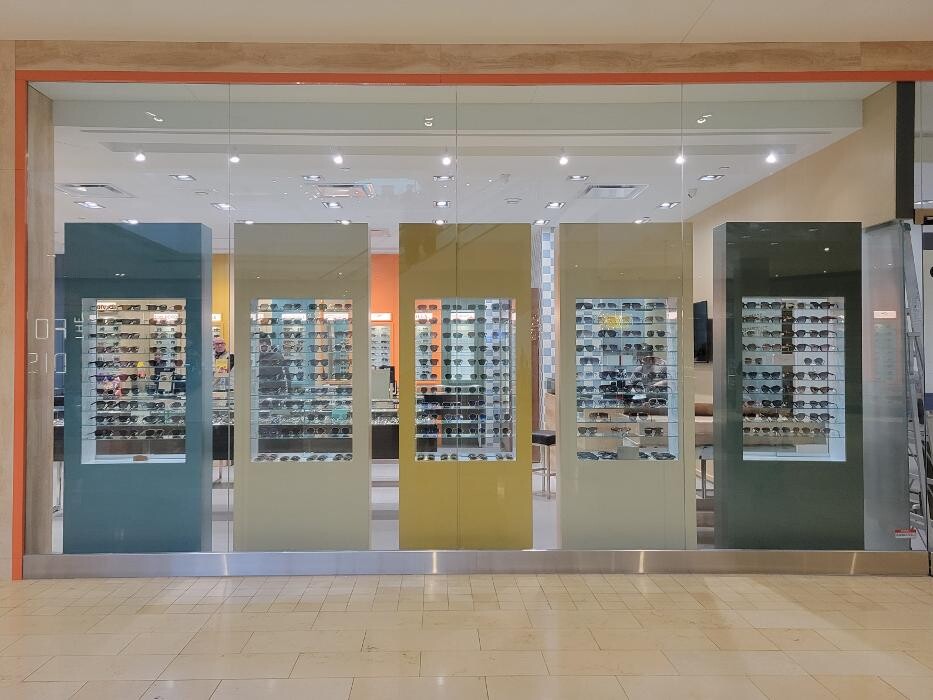 Images solis optics - Mississauga - Square One