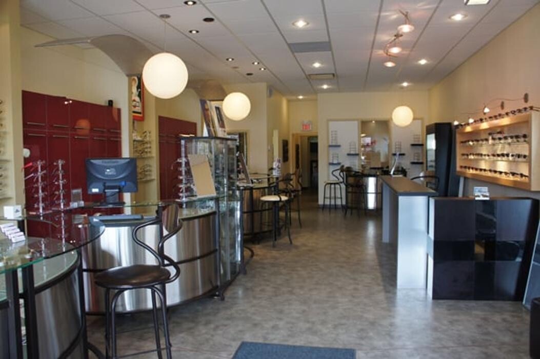 Images Eye-Bar Optometry - Sherwood Park - Village Market