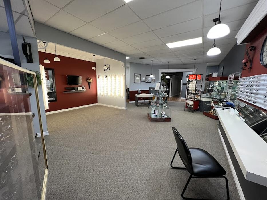 Images Moulton's Optical Centre - Sarnia