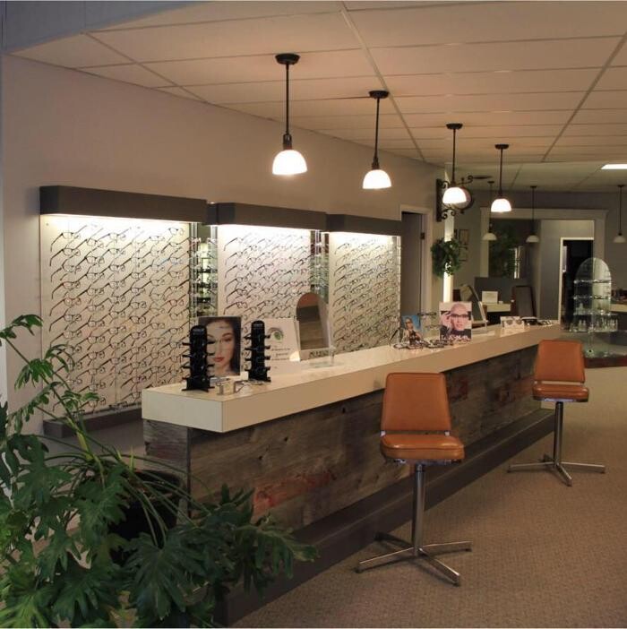 Images Moulton's Optical Centre - Sarnia