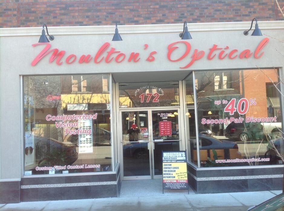 Images Moulton's Optical Centre - Sarnia