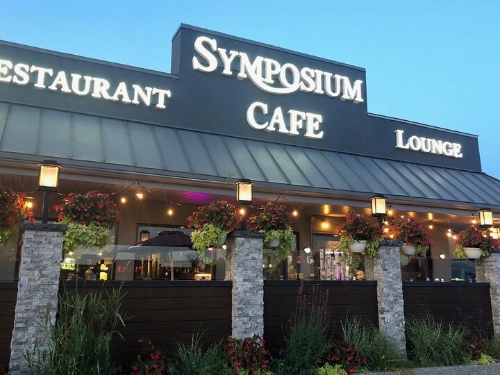 Symposium Cafe Restaurant Waterdown Logo