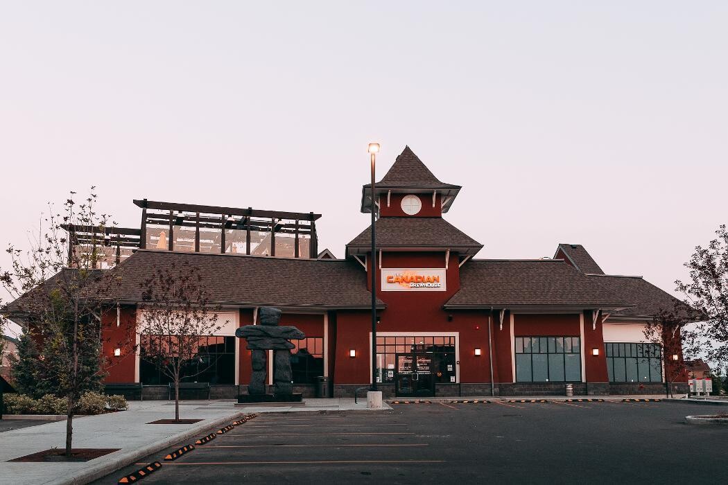 Images The Canadian Brewhouse (Calgary Mahogany)