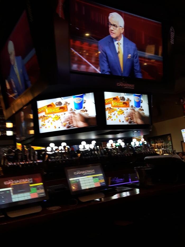 Images The Canadian Brewhouse (Moose Jaw)