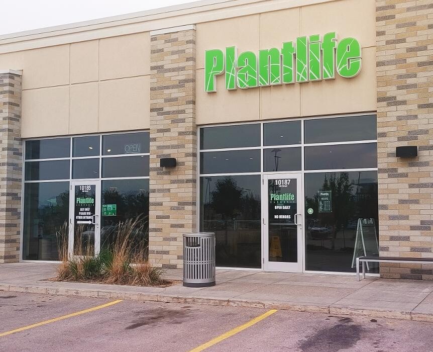 Images Plantlife Cannabis Sunwapta Edmonton