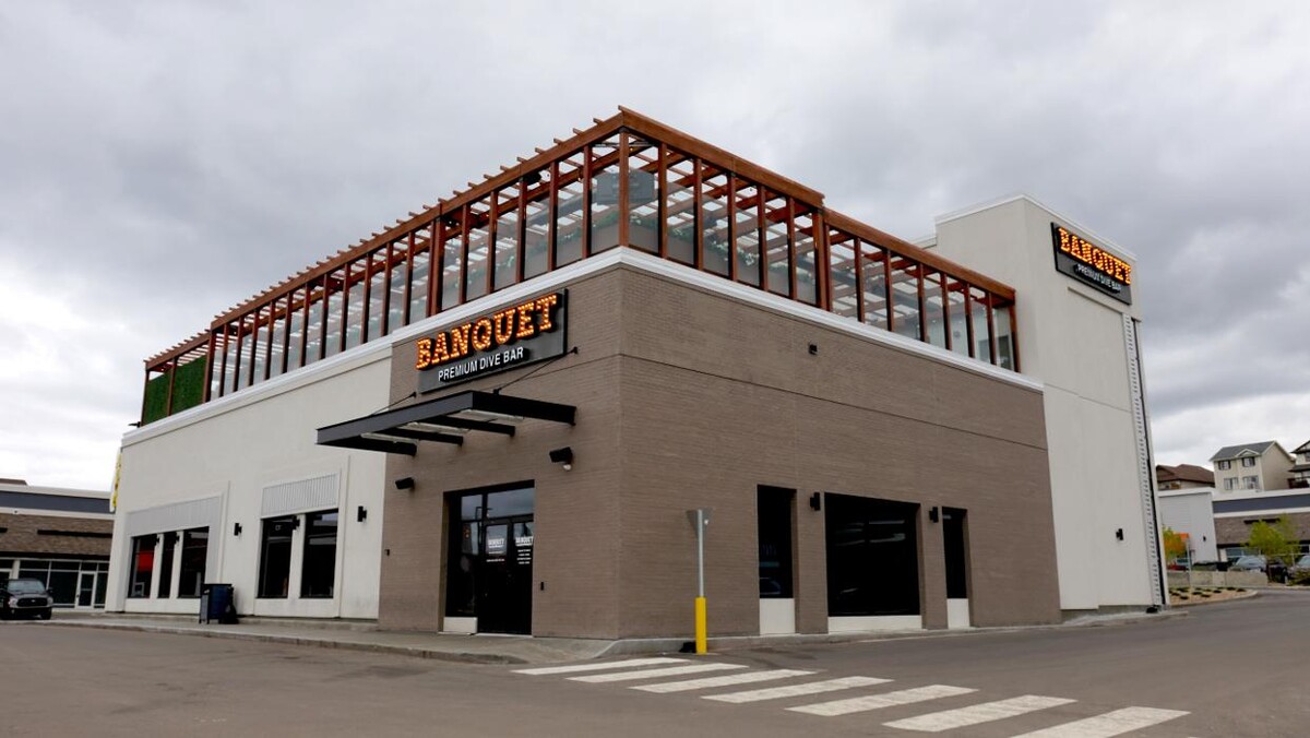 Images The Banquet (Fort McMurray)