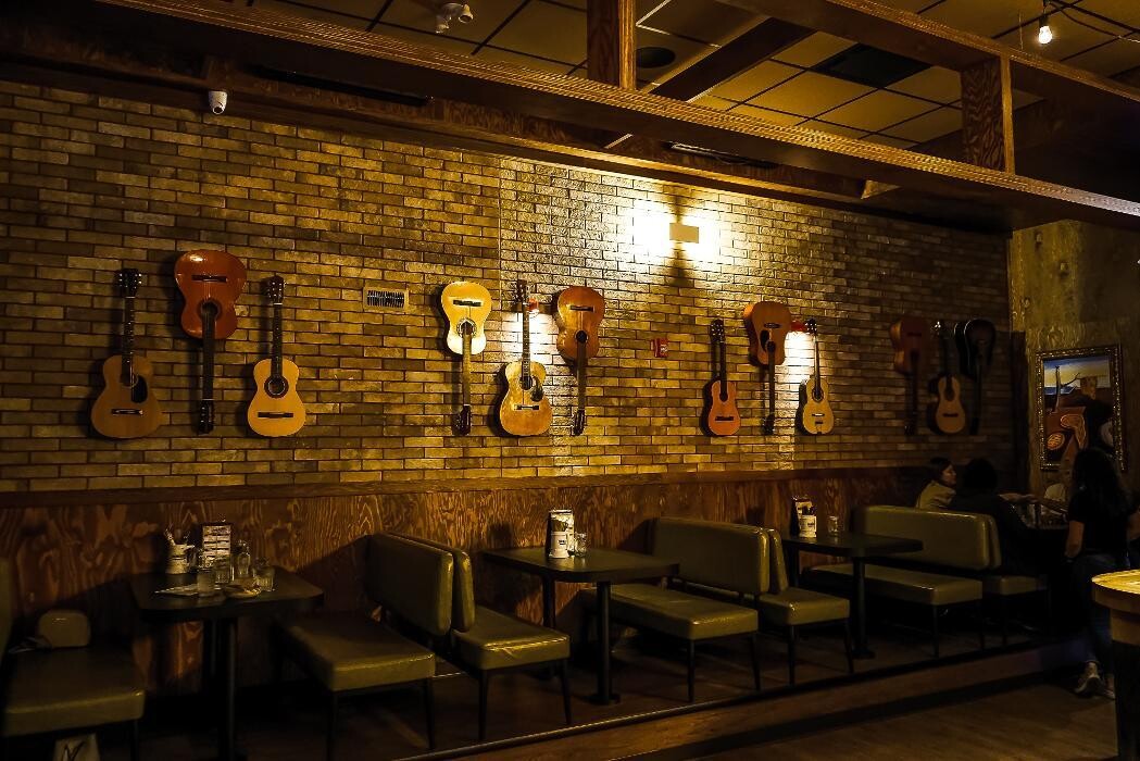 Images The Banquet (Fort McMurray)