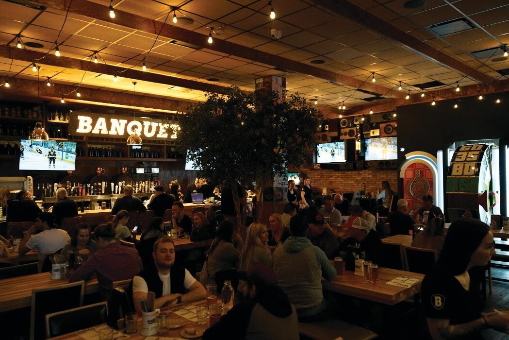 Images The Banquet (Fort McMurray)