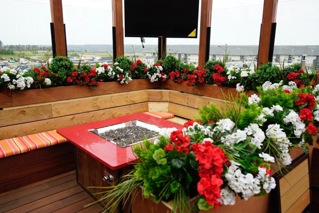 Images The Banquet (Fort McMurray)