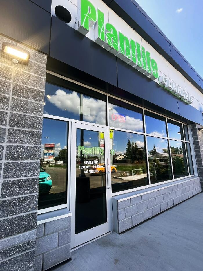Images Plantlife Cannabis Grande Prairie Cobblestone