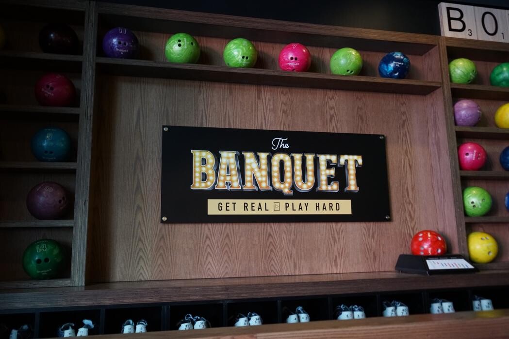 Images The Banquet (Edmonton ICE District)
