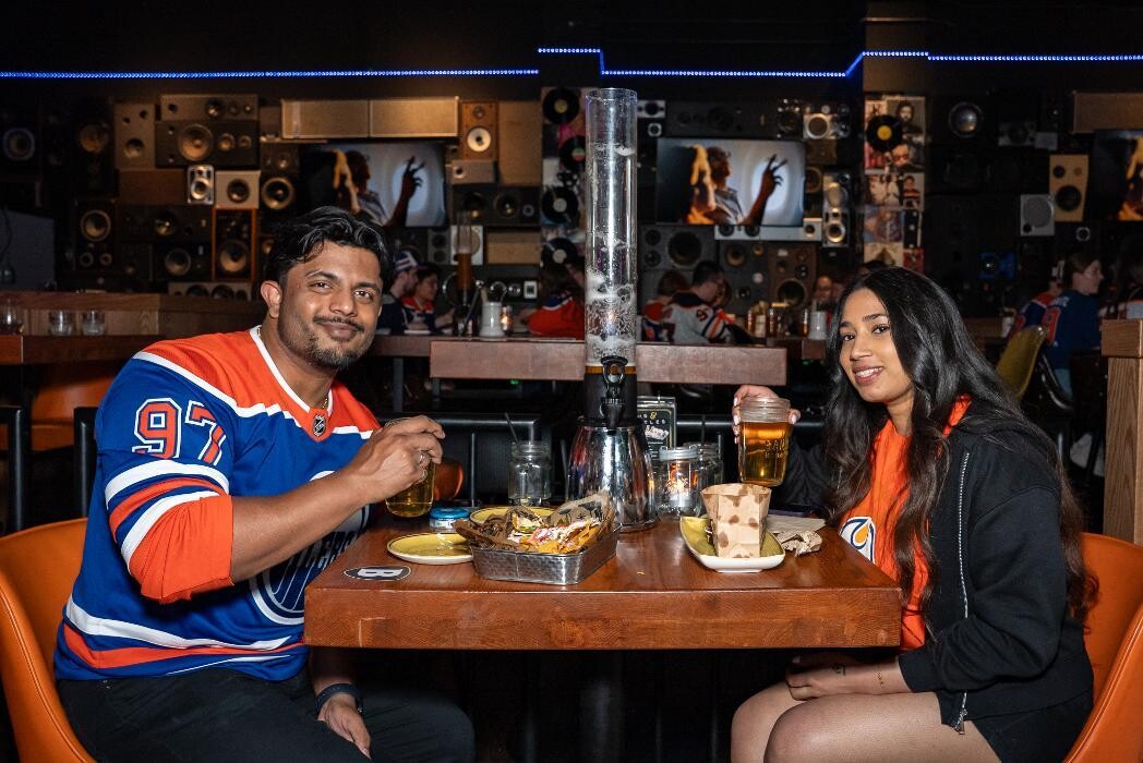 Images The Banquet (Edmonton ICE District)