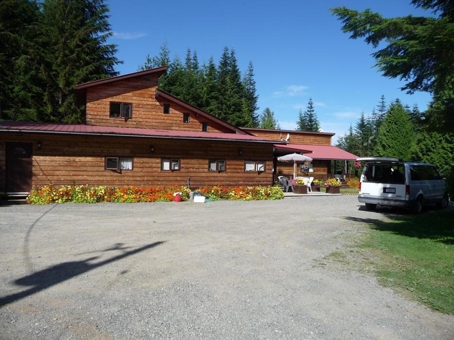 Images Shames Country Lodge