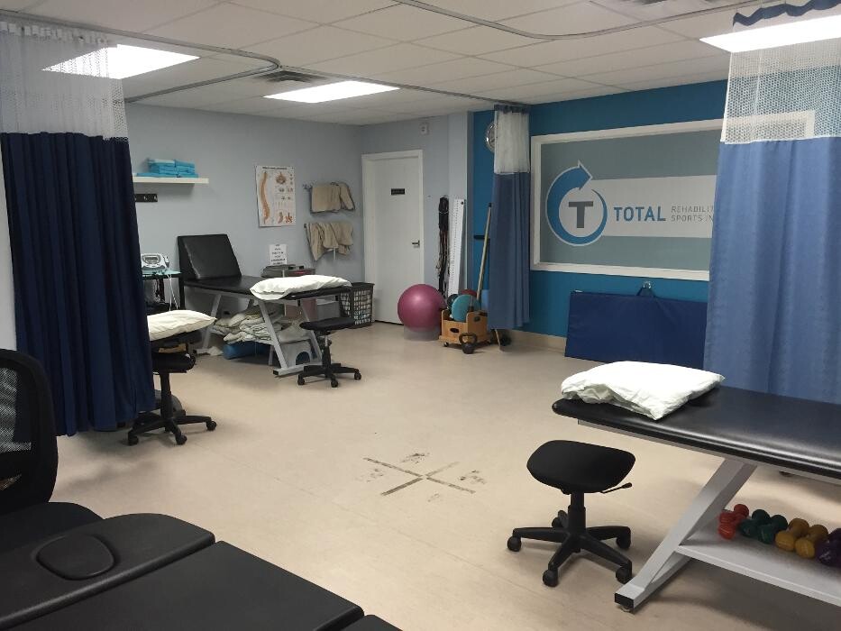 Images Total Rehabilitation and Sports Injuries Clinic (Provencher)