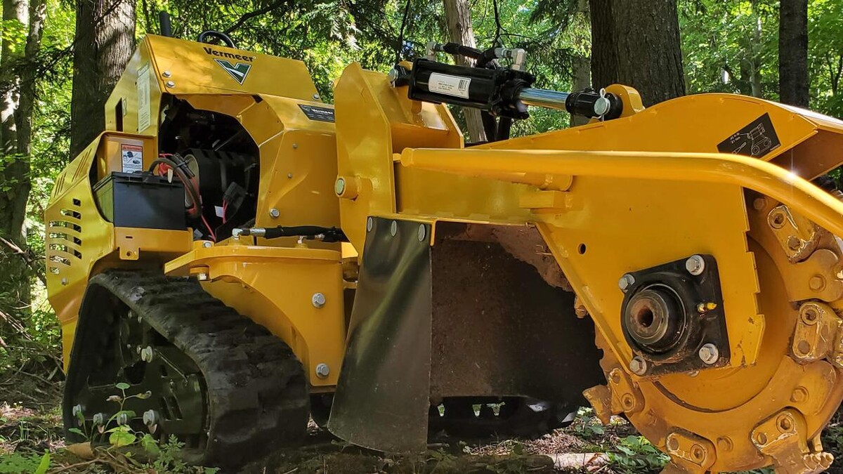 Images Chip It Guy Brush Chipping & Stump Grinding